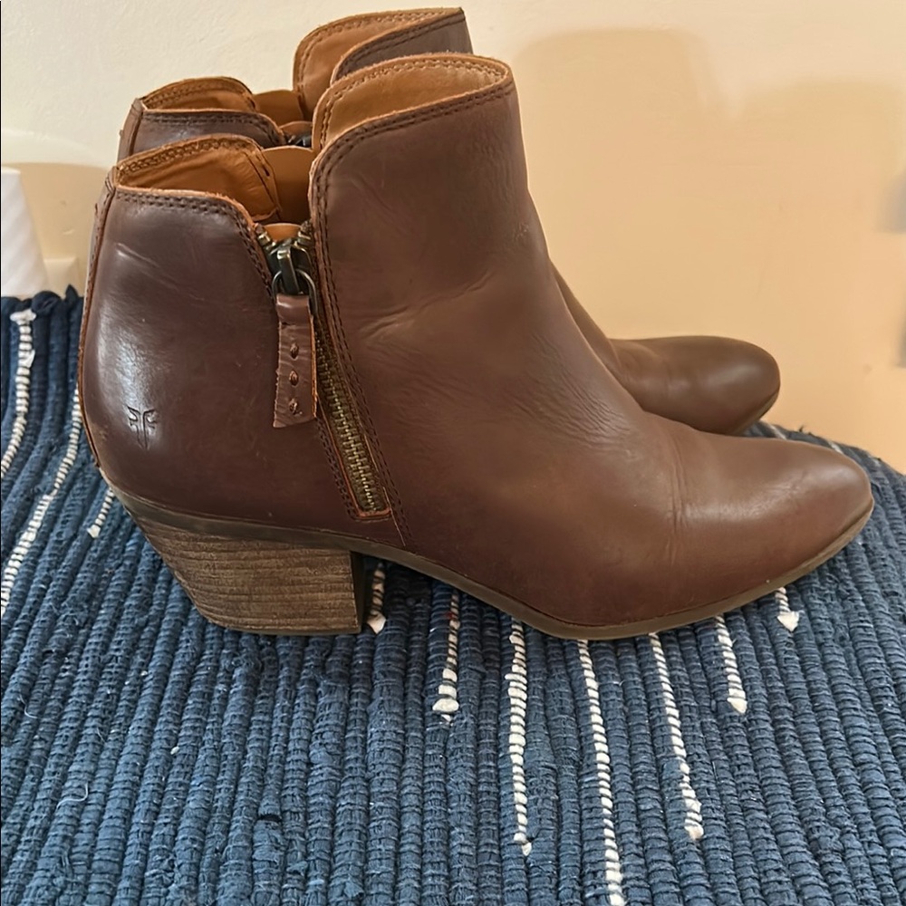 Frye Brown Leather Judith Ankle Boots